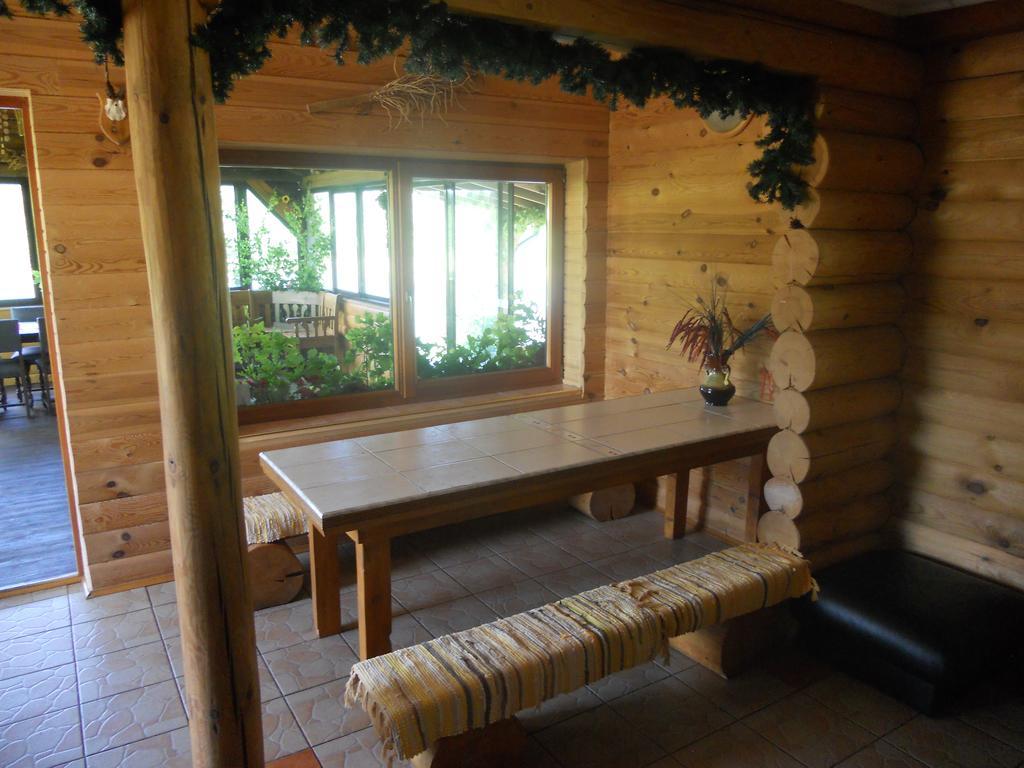 Viesu Maja Forrest Villa Dzimtmisa Exterior photo