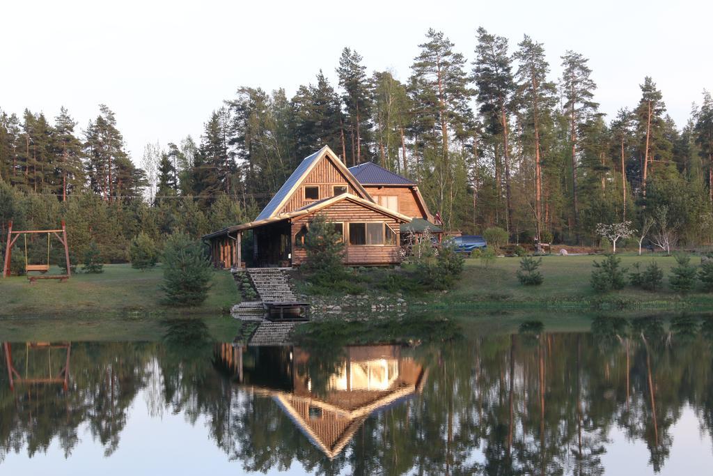 Viesu Maja Forrest Villa Dzimtmisa Exterior photo