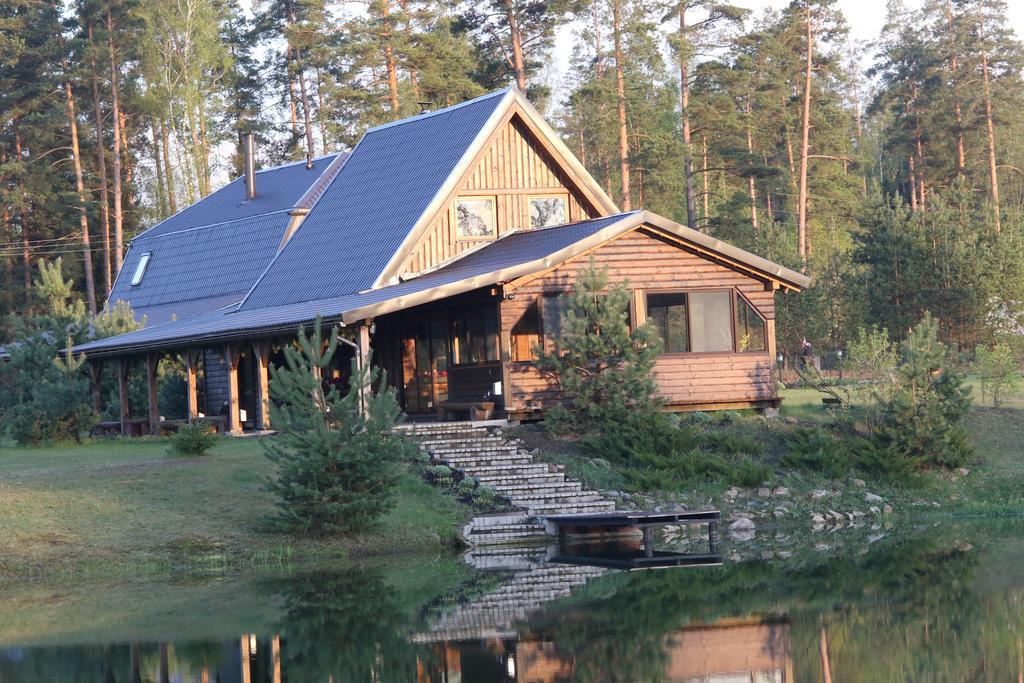 Viesu Maja Forrest Villa Dzimtmisa Exterior photo