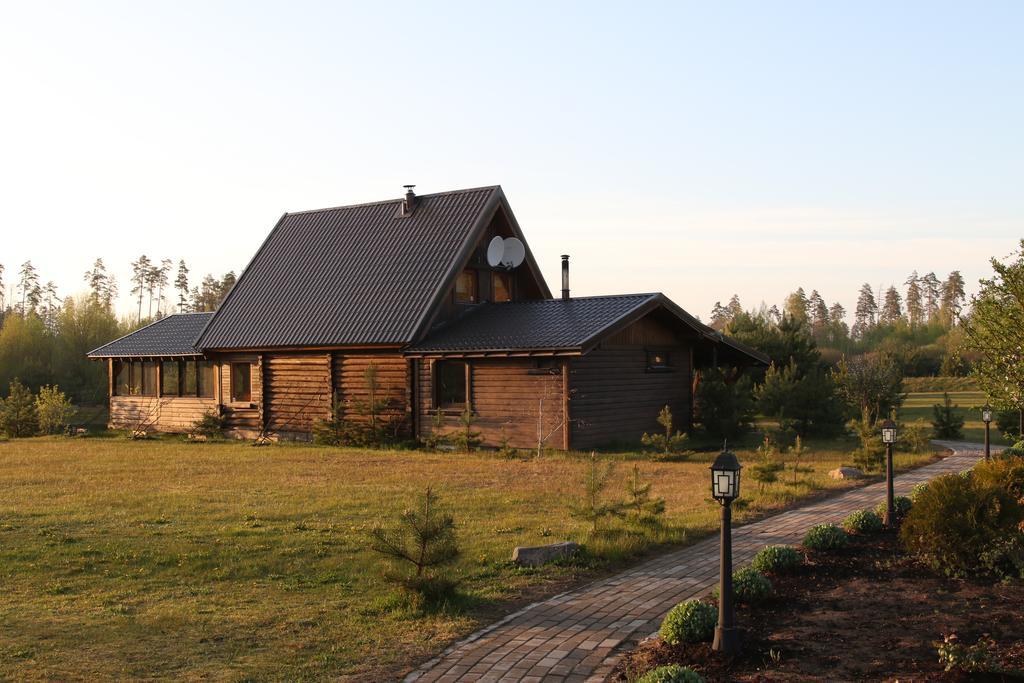 Viesu Maja Forrest Villa Dzimtmisa Exterior photo